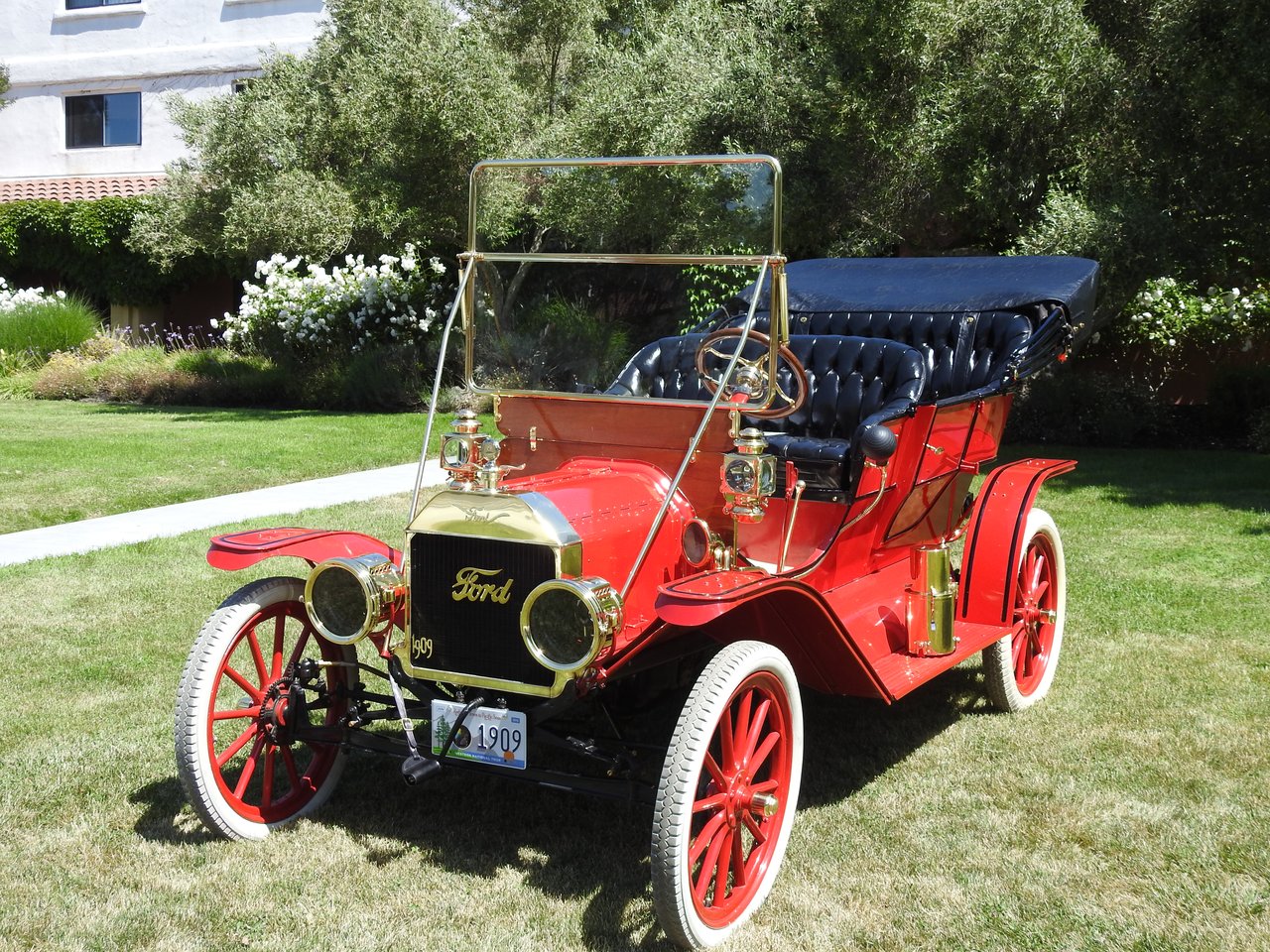 Steve and Cindy's 1909