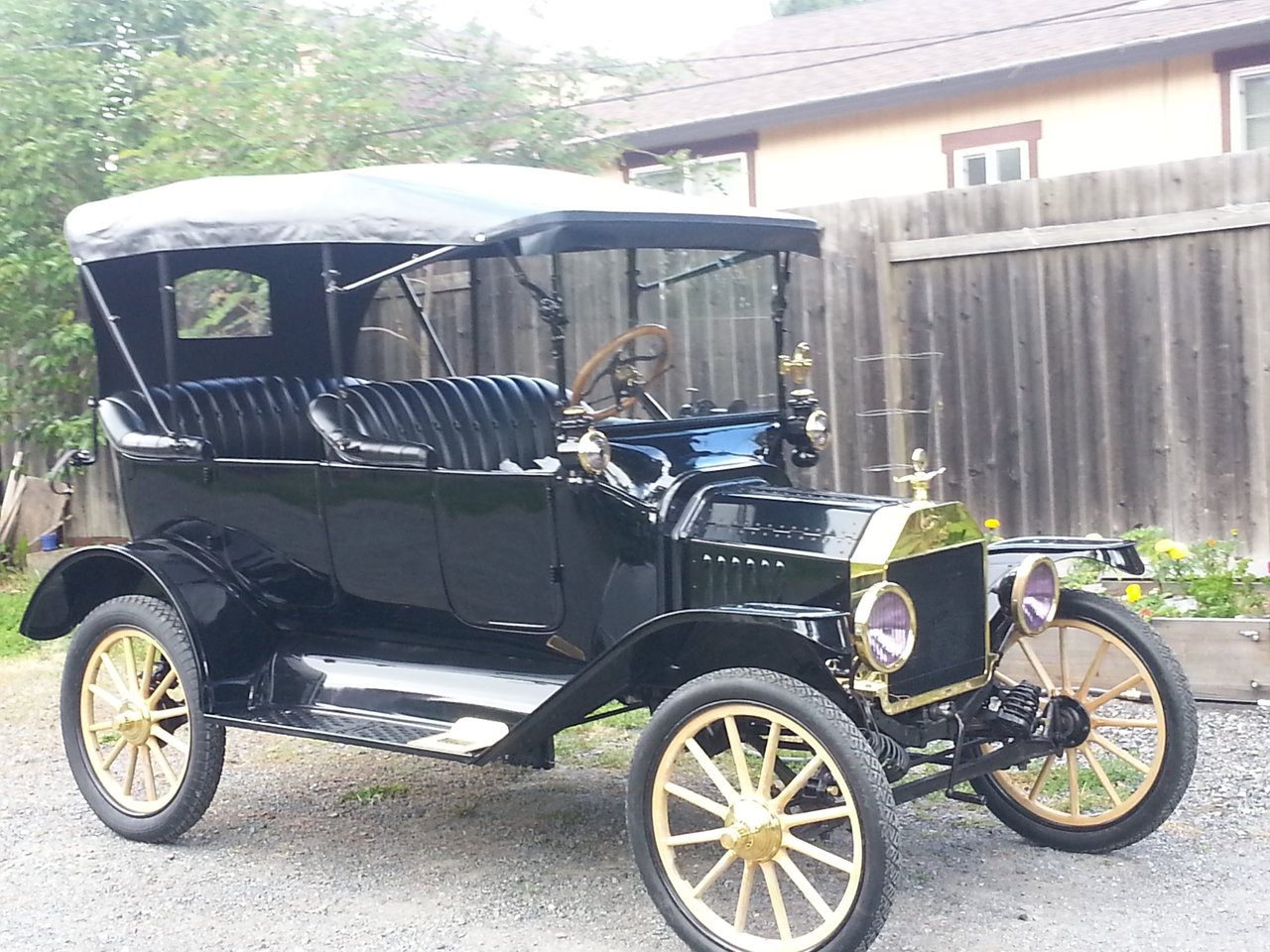 Pat and Sandy's 1915 Touring